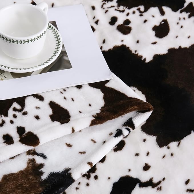 Bnuitland Cute Cow Printed Fleece Flannel Throw Blanket, Super Soft 300 GSM - Image 5