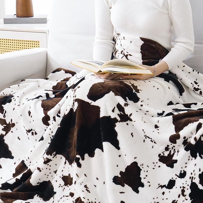 Bnuitland Cute Cow Printed Fleece Flannel Throw Blanket, Super Soft 300 GSM - Image 3