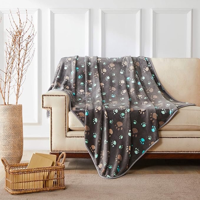 Allisandro 350 GSM Super Soft and Premium Fuzzy Flannel Fleece Pet Dog Blanket - Image 4